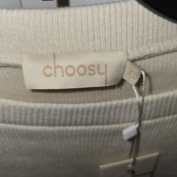 Beige Cropped Sweater Top - Picture 4 of 4